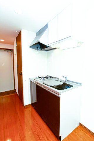 サヴォイグランデウォーターサイド　3階のキッチン|現状優先になります。