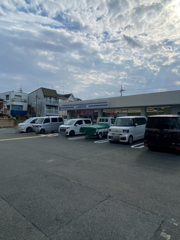 ジオ四条桂川ブライトコアのその他|ローソン梅津高辻店まで30m