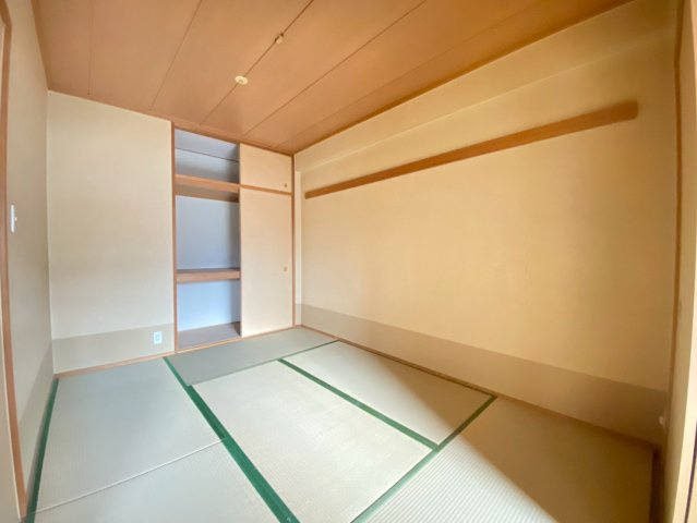 ジオ四条桂川ブライトコアの和室|26年1月撮影