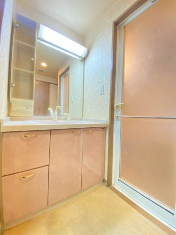 ジオ四条桂川ブライトコアの独立洗面台|26年1月撮影