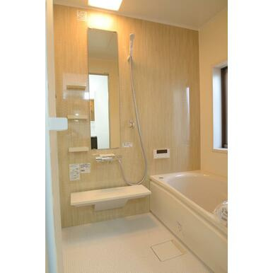 熊本市東区下南部３丁目の一戸建ての浴室