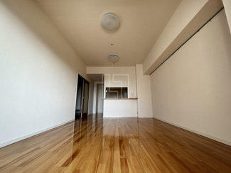 【居間・リビング】 | アーデンタワー福島ウエスト | アーデンタワー福島ウエスト　リビング・ダイニングスペース