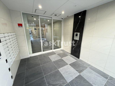 【エントランス】 | エグゼ大阪CITYルーエ