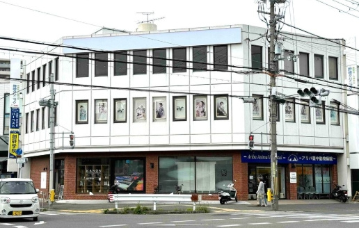 トーエイビルの外観