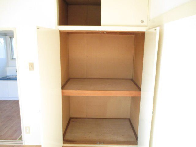 レピュート本八幡の収納