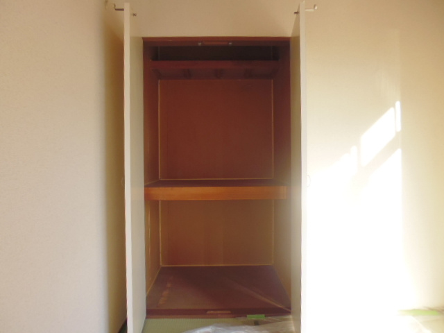 暁コーポの居間・リビング|収納