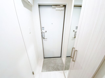 【玄関】 | ロイヤルレジデンス鶴橋