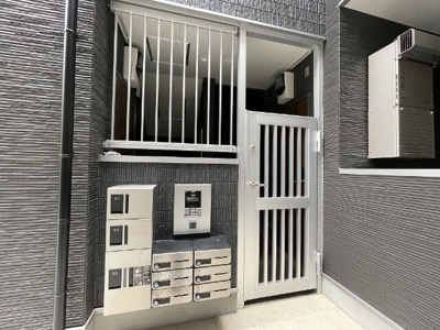 【エントランス】 | ロイヤルレジデンス鶴橋