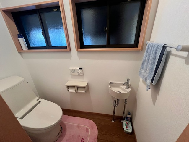 売戸建てのトイレ