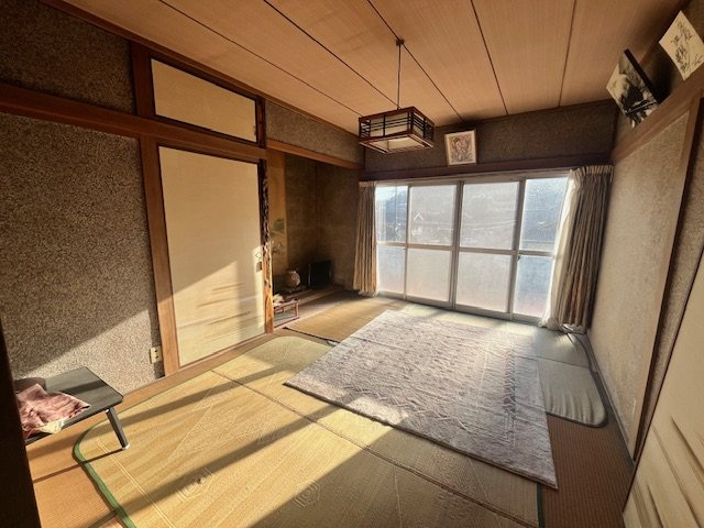 売戸建ての和室|2階6畳