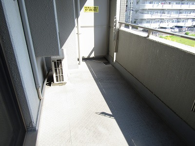 【バルコニー】 | ヴェルドゥール南茨木