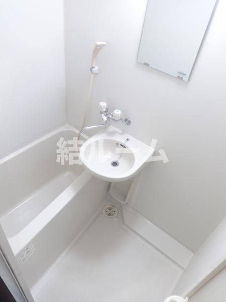 練馬区豊玉北３丁目の賃貸マンションの浴室|別号室参考写真