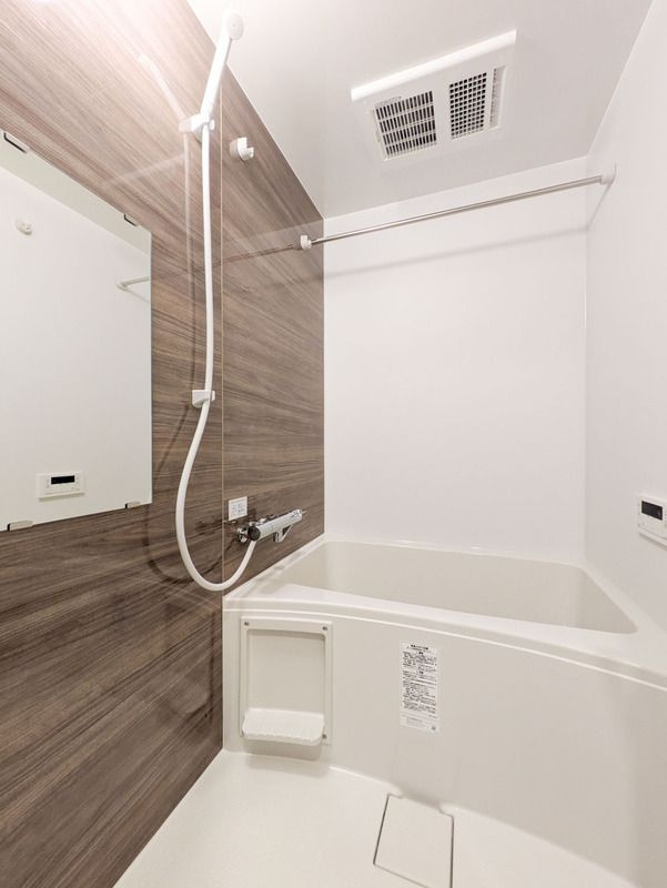 浦安市北栄２丁目の賃貸マンションの浴室