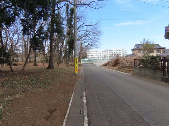 鶴ヶ島市高倉売地の前面道路含む現地写真