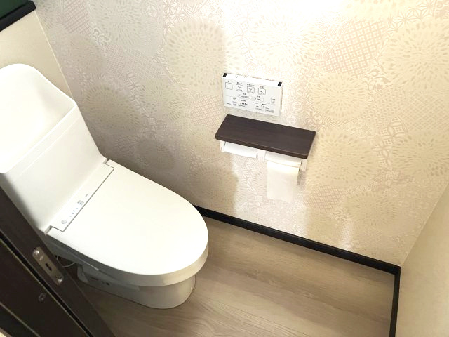 日高町野　中古戸建　4LDKのトイレ|2階トイレです。