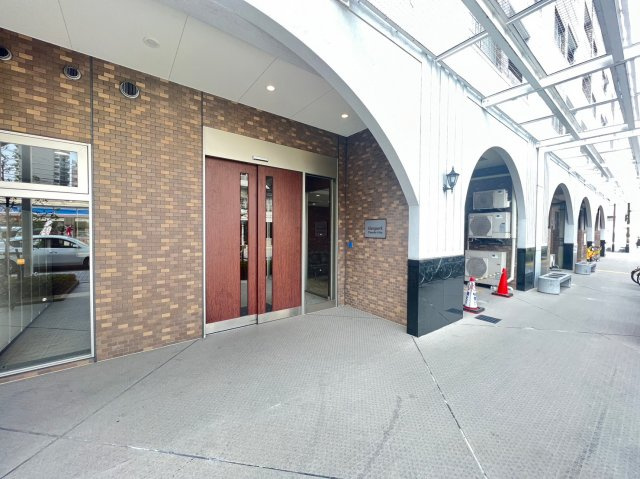 グレンパーク梅田北のエントランス