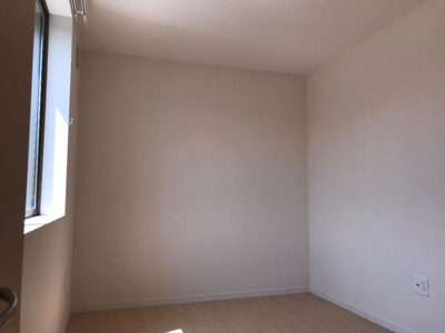 【洋室】 | 射水市戸破貸家