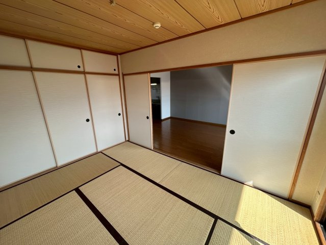 スカール西条の和室