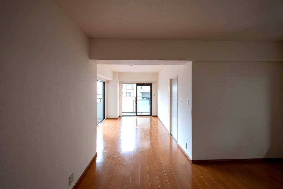 グラン・ドムール堺町二条の居間・リビング|現地内観