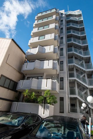 グラン・ドムール堺町二条の外観