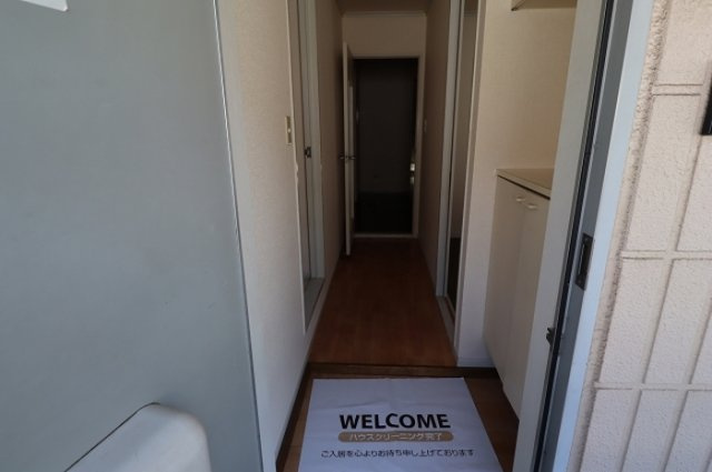 メゾンアサヒの玄関