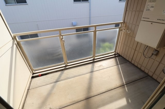 メゾンアサヒのバルコニー