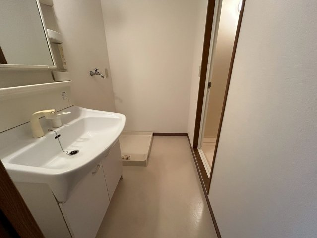 スカール西条の洗面所