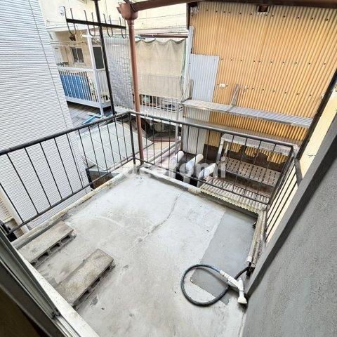 寝屋川市緑町戸建のバルコニー