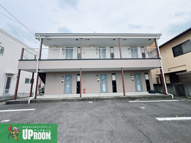 SUNNY HEIGHTSの駐車場