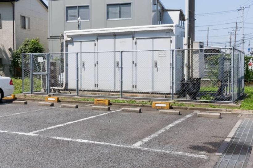 テラス本八幡の駐車場