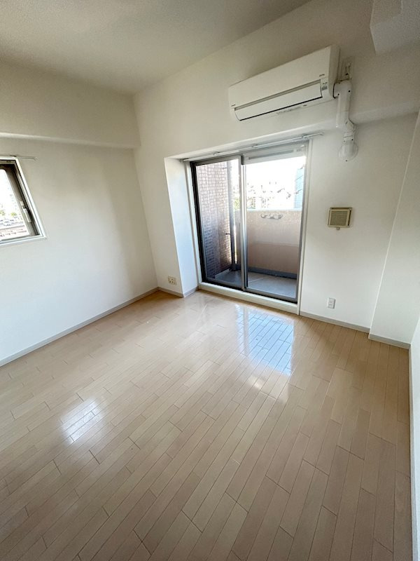 ライジングコート三宮マリーナシティ