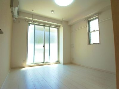 リブリ・自由が丘Ⅱの居間・リビング