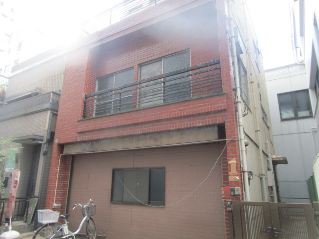 千代田区神田神保町３丁目のビル