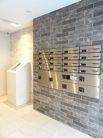 パークレストのエントランス|落ち着いたエントランスです