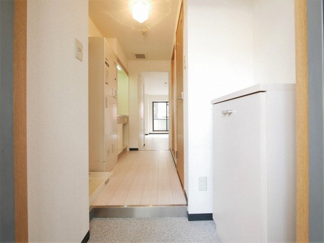 サンシャイン戸川の玄関