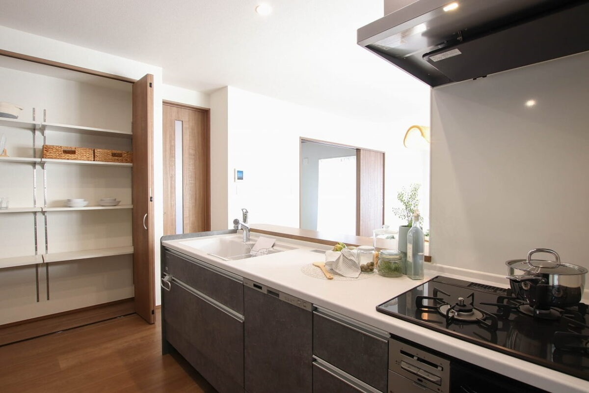 広島市西区井口１丁目　中古一戸建てのキッチン