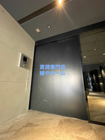 S-RESIDENCE難波大国町Deuxのエントランス|清潔なエントランスです