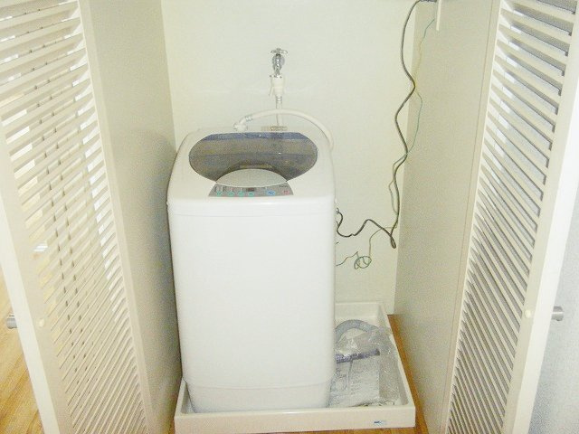 小島第１マンションの設備|室内洗濯機置場
