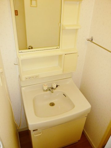 小島第１マンションの洗面所