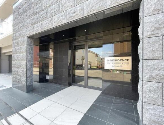 S-RESIDENCE東三国amanteのエントランス
