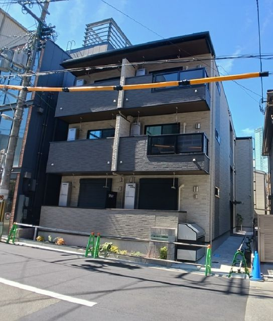 コトン　ヴァリ　寺田町駅前の外観