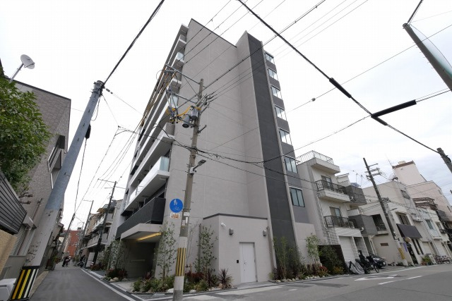 カーサレグラス福島野田の外観