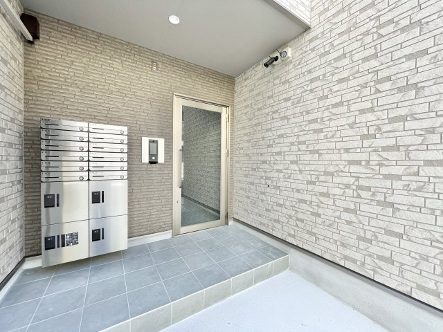 アート阪南町のエントランス