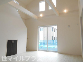 【居間・リビング】 | 郡山市芳賀3丁目新築一戸建て9棟 | リビングです