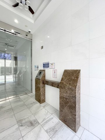 ラハイナ博多のエントランス