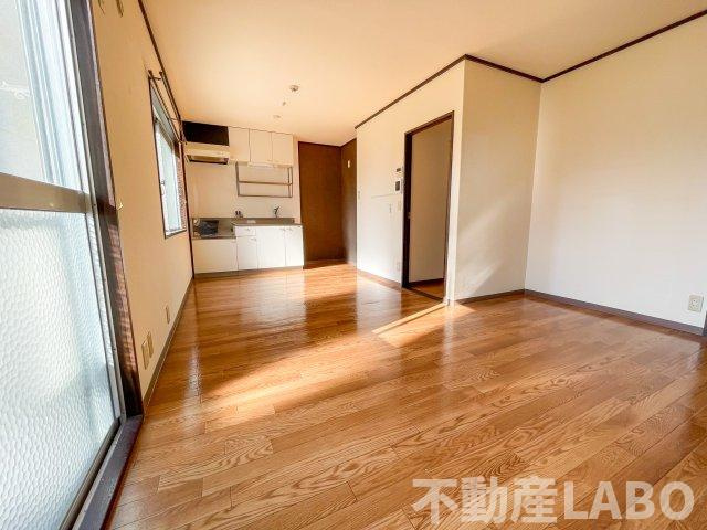 ロータスハイツの居間・リビング