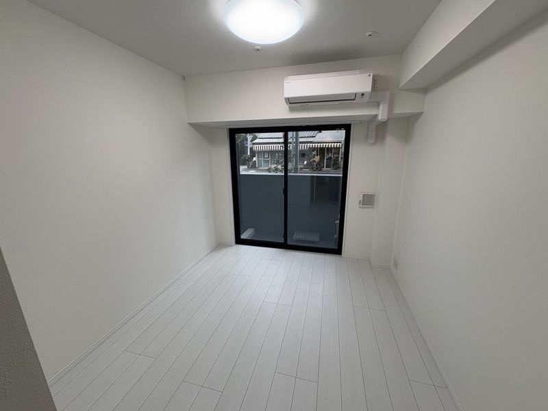 S-RESIDENCE本中山aloriaの居間・リビング