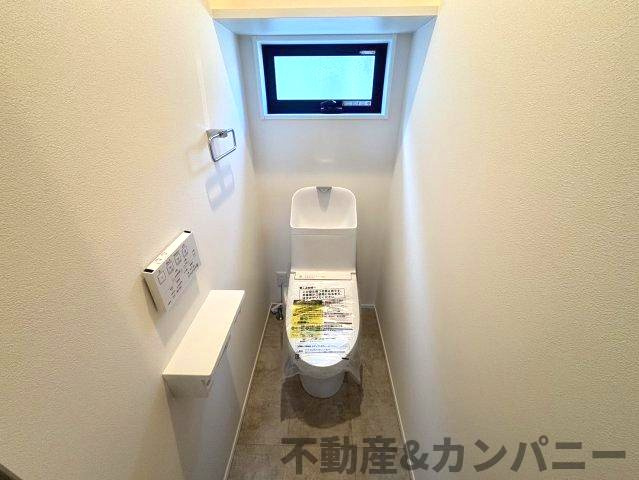 土居田町の新築のおうち1号棟　松山市土居田町新築戸建のトイレ|トイレもきれいです