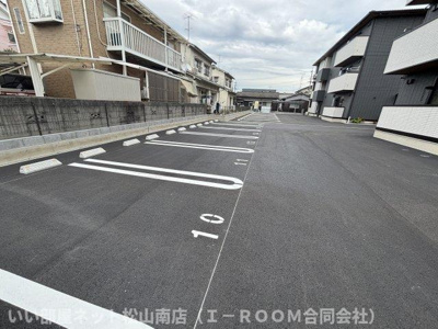 【駐車場】 | クランツ古川西 B棟