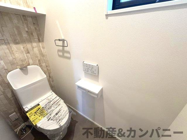 土居田町の新築のおうち　松山市土居田町新築戸建のトイレ|シンプルで使いやすいトイレです